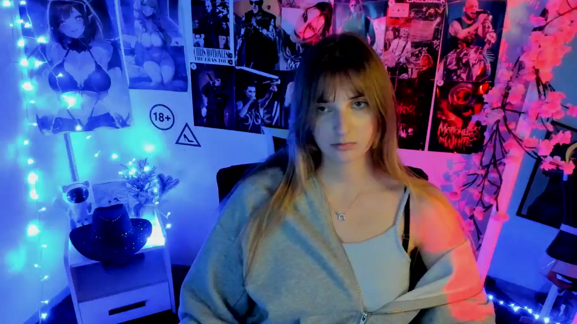 Gallery image thumbnail from Lisa_Star_'s myfreecams stream on, 11/23/2025, 17:44 image 5 of 20