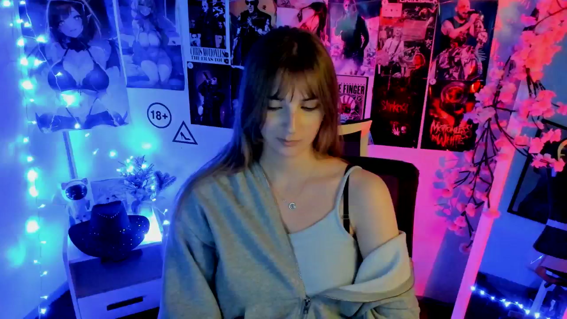 Gallery image thumbnail from Lisa_Star_'s myfreecams stream on, 11/23/2025, 17:44 image 15 of 20