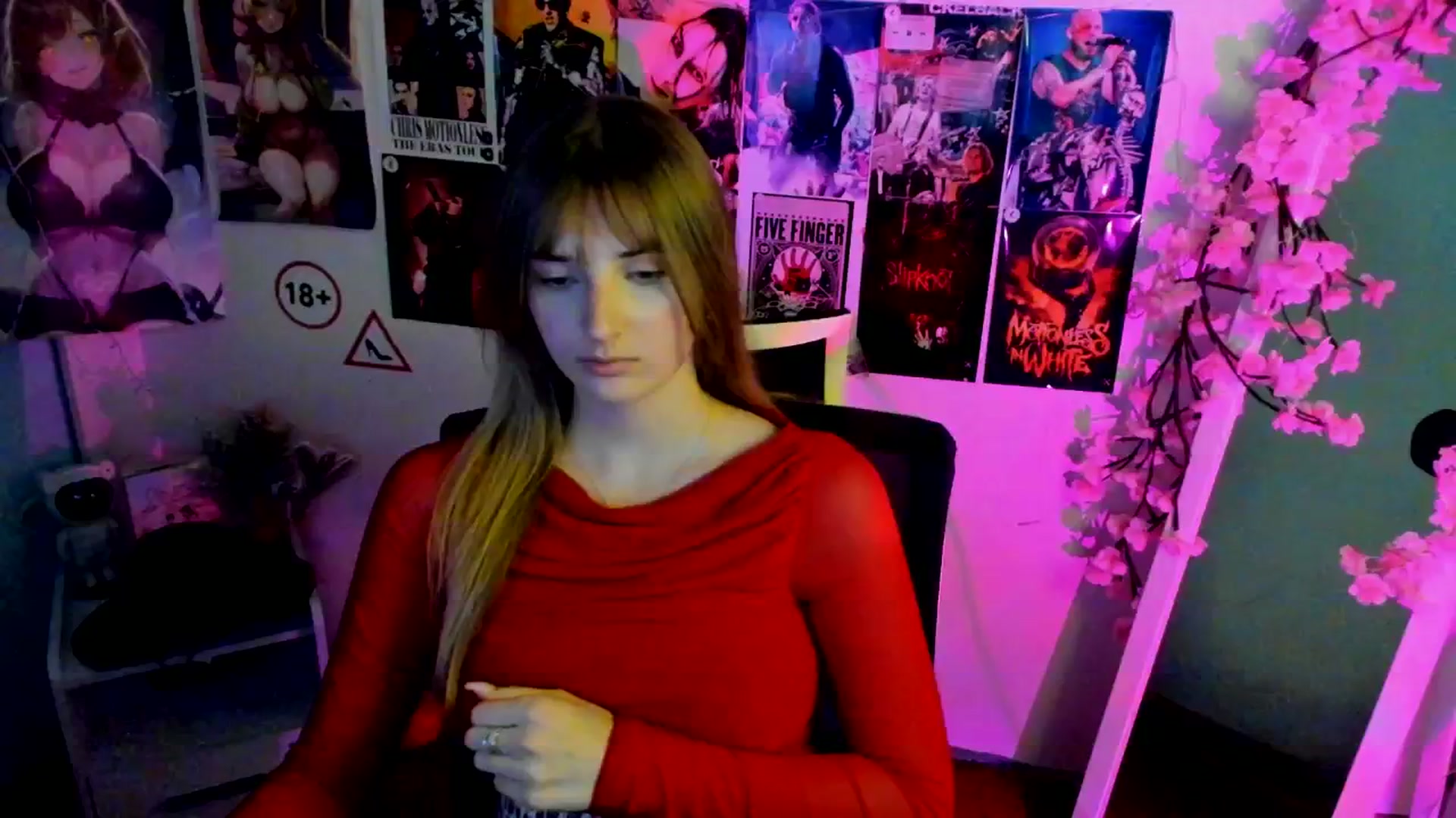 Gallery image thumbnail from Lisa_Star_'s myfreecams stream on, 11/24/2025, 14:32 image 18 of 20