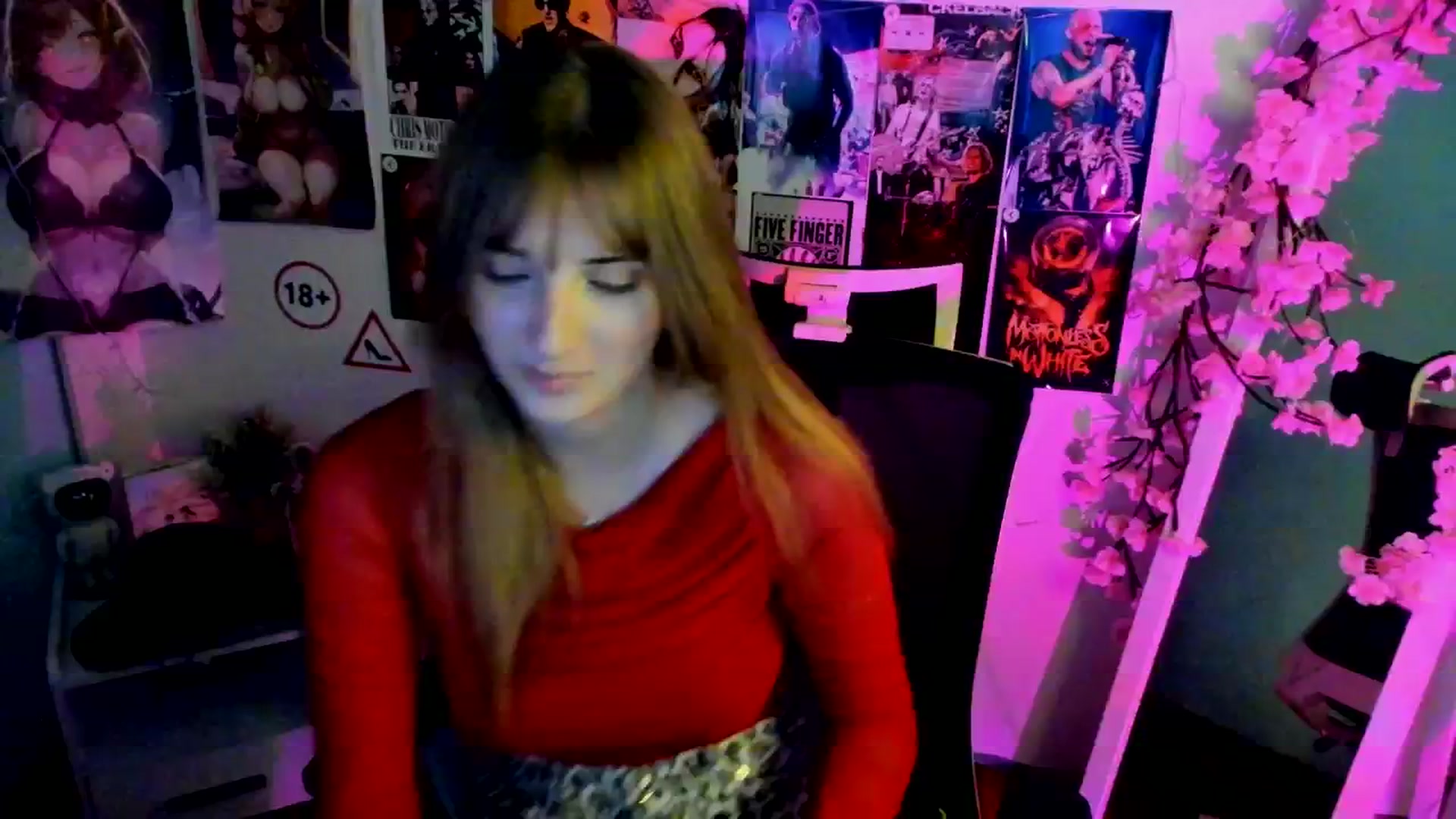Gallery image thumbnail from Lisa_Star_'s myfreecams stream on, 11/24/2025, 14:32 image 14 of 20