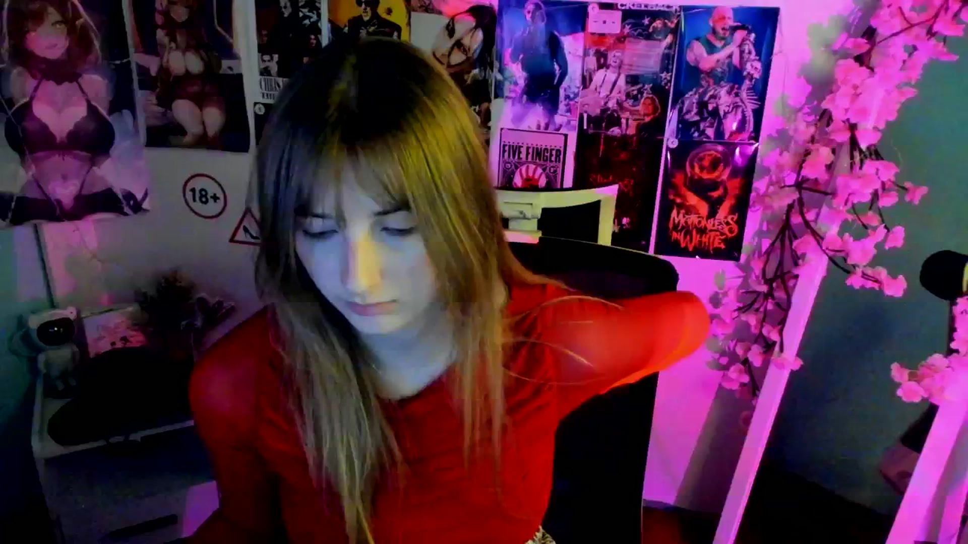 Gallery image thumbnail from Lisa_Star_'s myfreecams stream on, 11/24/2025, 14:32 image 16 of 20