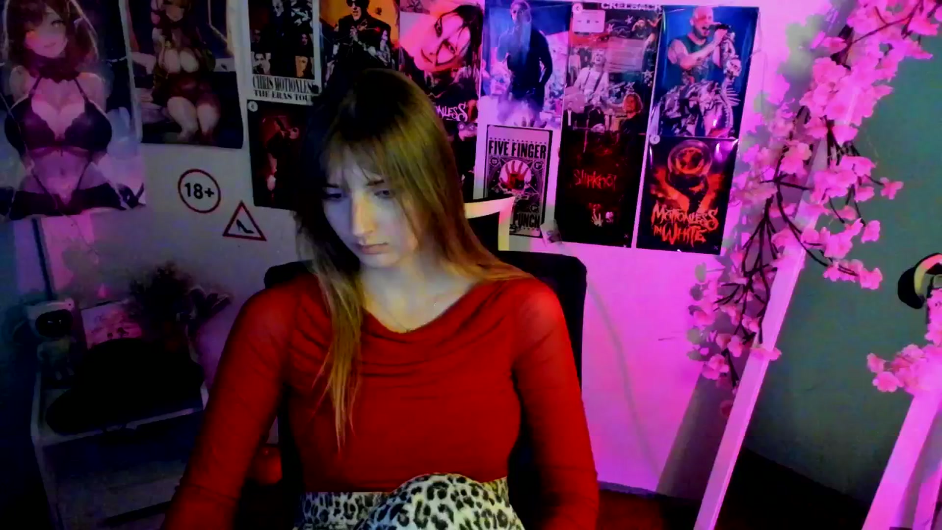 Gallery image thumbnail from Lisa_Star_'s myfreecams stream on, 11/24/2025, 14:32 image 3 of 20