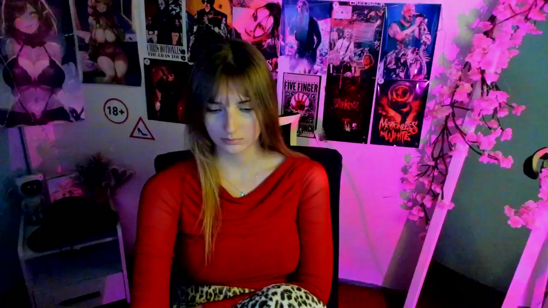 Gallery image thumbnail from Lisa_Star_'s myfreecams stream on, 11/24/2025, 14:32 image 2 of 20