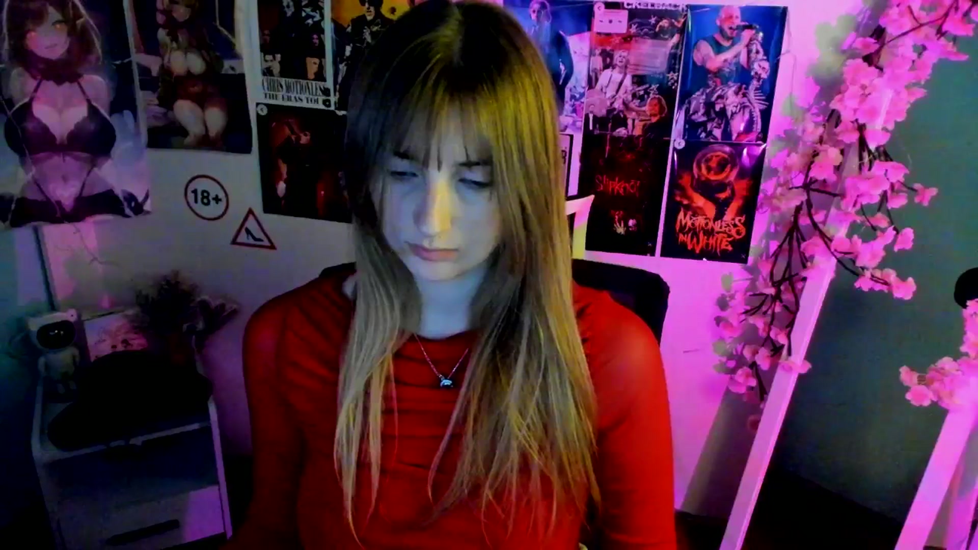 Gallery image thumbnail from Lisa_Star_'s myfreecams stream on, 11/24/2025, 15:38 image 15 of 20