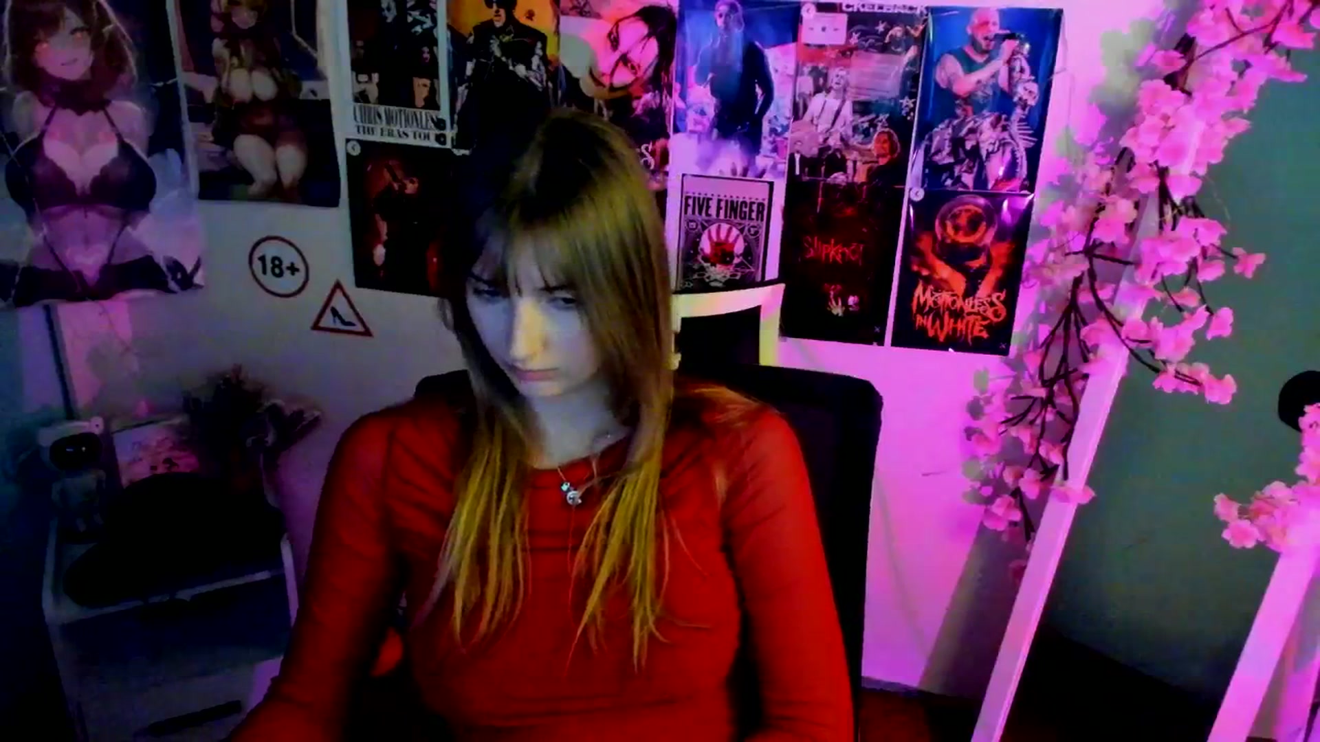 Gallery image thumbnail from Lisa_Star_'s myfreecams stream on, 11/24/2025, 15:38 image 13 of 20
