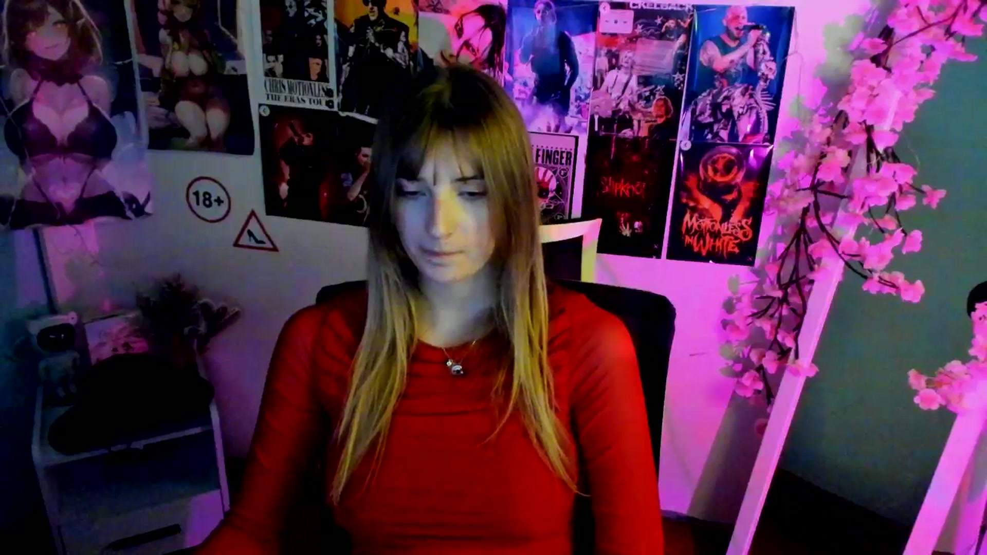 Gallery image thumbnail from Lisa_Star_'s myfreecams stream on, 11/24/2025, 15:38 image 10 of 20