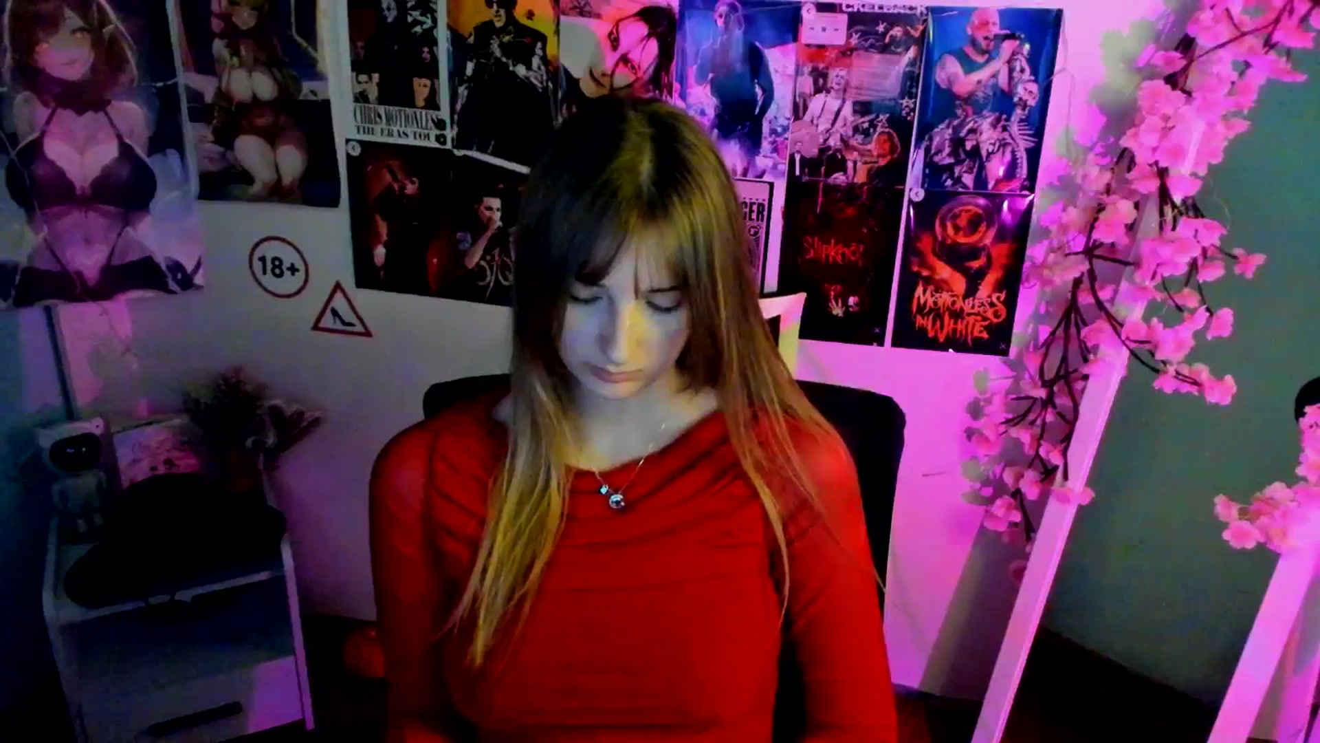 Gallery image thumbnail from Lisa_Star_'s myfreecams stream on, 11/24/2025, 15:38 image 8 of 20