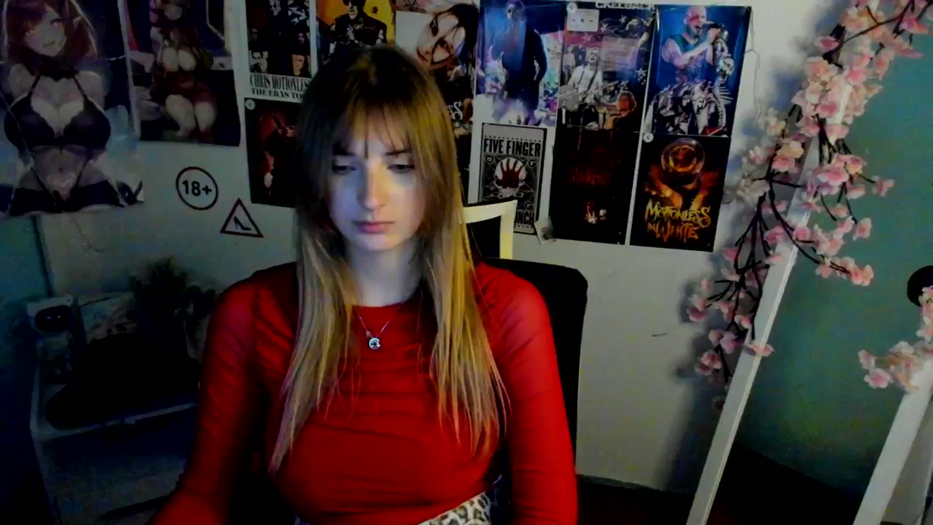 Gallery image thumbnail from Lisa_Star_'s myfreecams stream on, 11/24/2025, 17:30 image 8 of 20