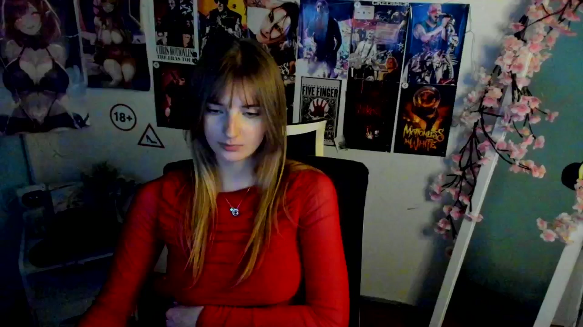 Gallery image thumbnail from Lisa_Star_'s myfreecams stream on, 11/24/2025, 17:30 image 14 of 20
