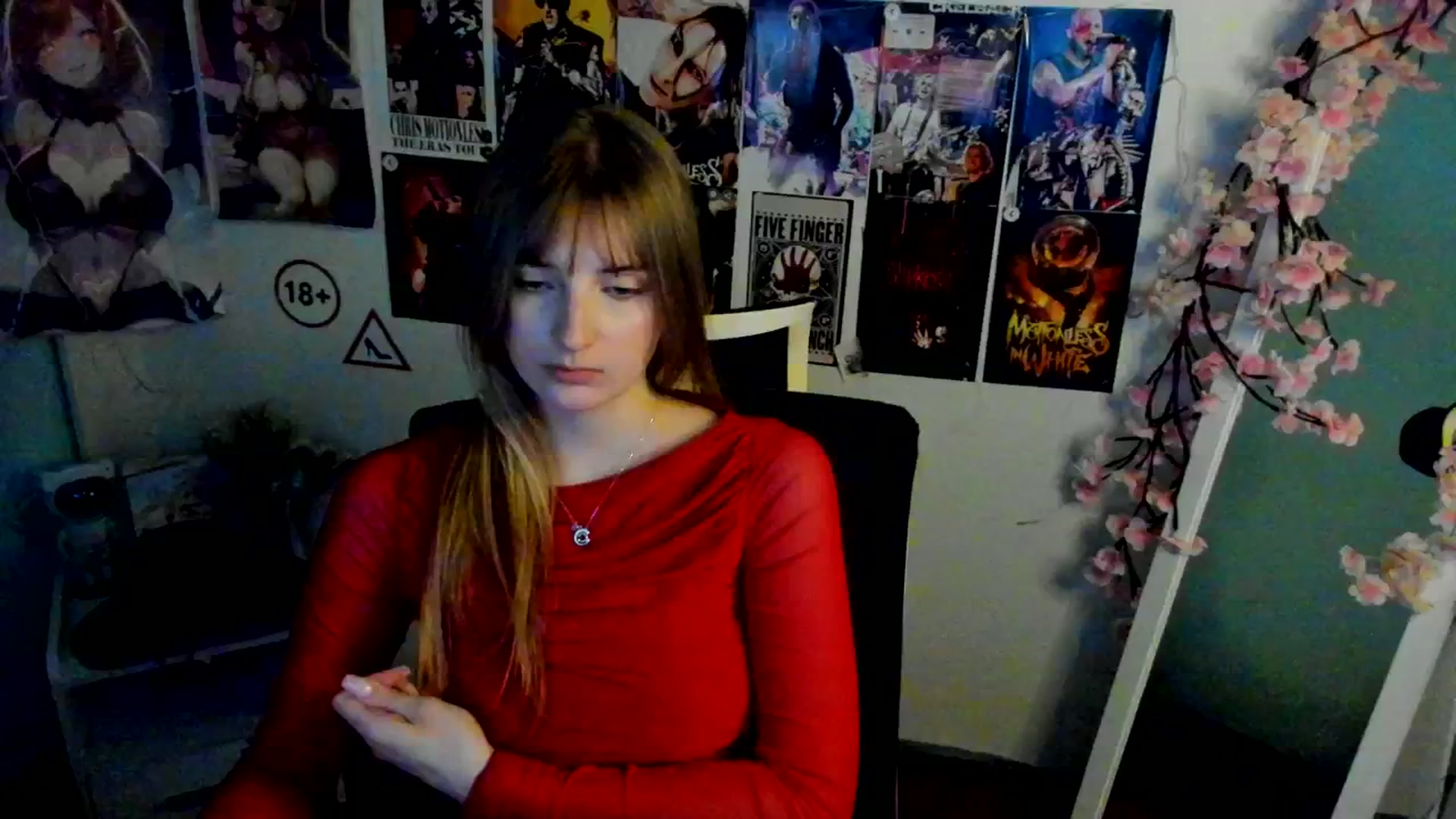 Gallery image thumbnail from Lisa_Star_'s myfreecams stream on, 11/24/2025, 17:30 image 15 of 20