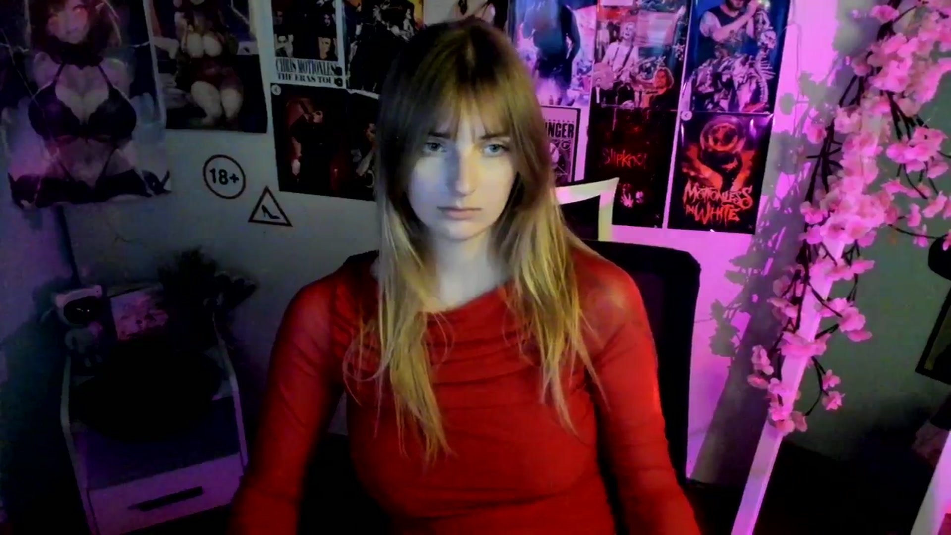 Gallery image thumbnail from Lisa_Star_'s myfreecams stream on, 11/26/2025, 18:05 image 19 of 20