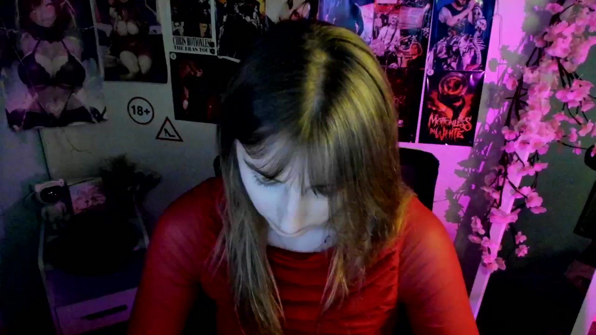 Gallery image thumbnail from Lisa_Star_'s myfreecams stream on, 11/26/2025, 18:05 image 1 of 20