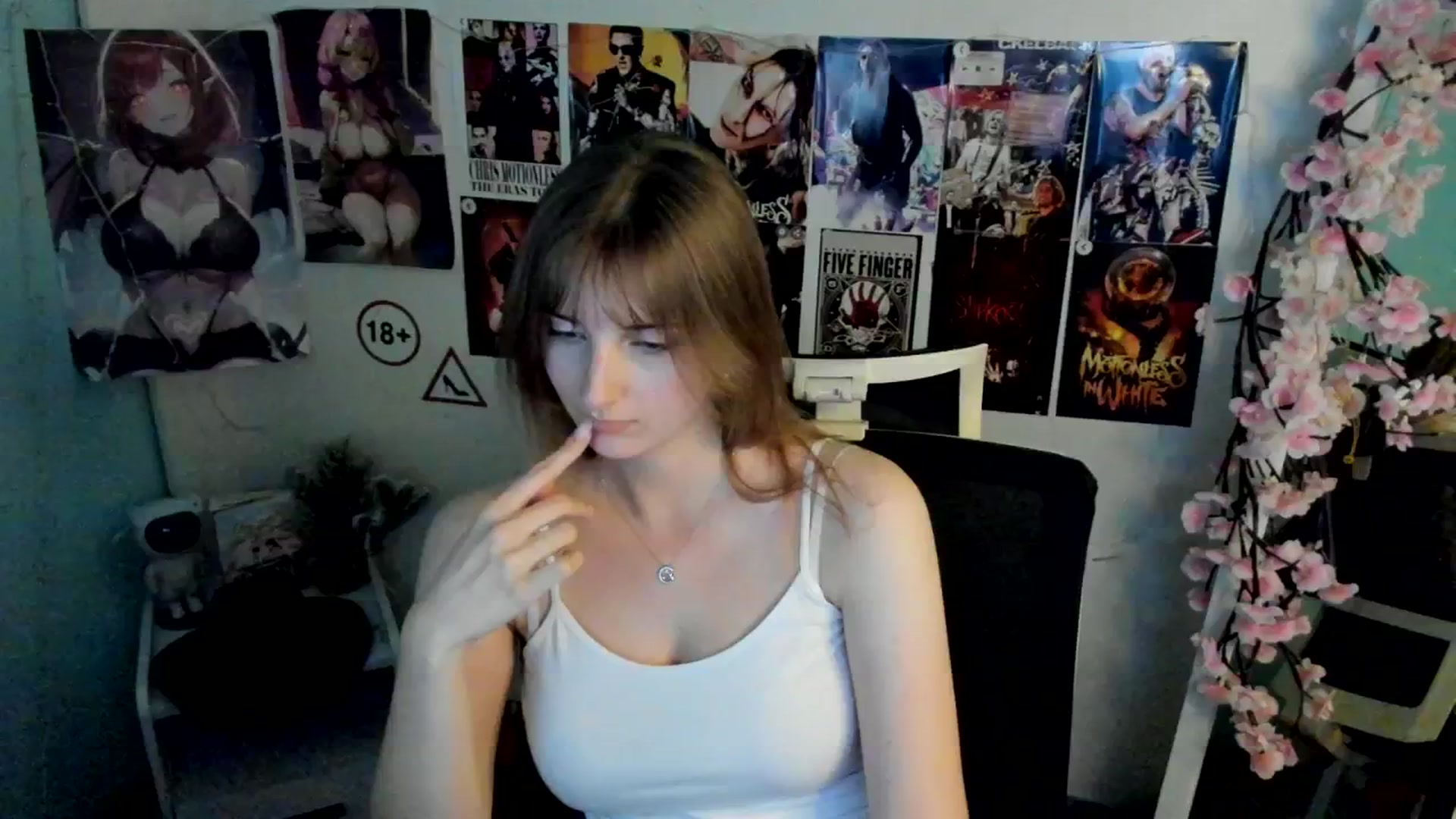 Gallery image thumbnail from Lisa_Star_'s myfreecams stream on, 11/27/2025, 18:56 image 4 of 20