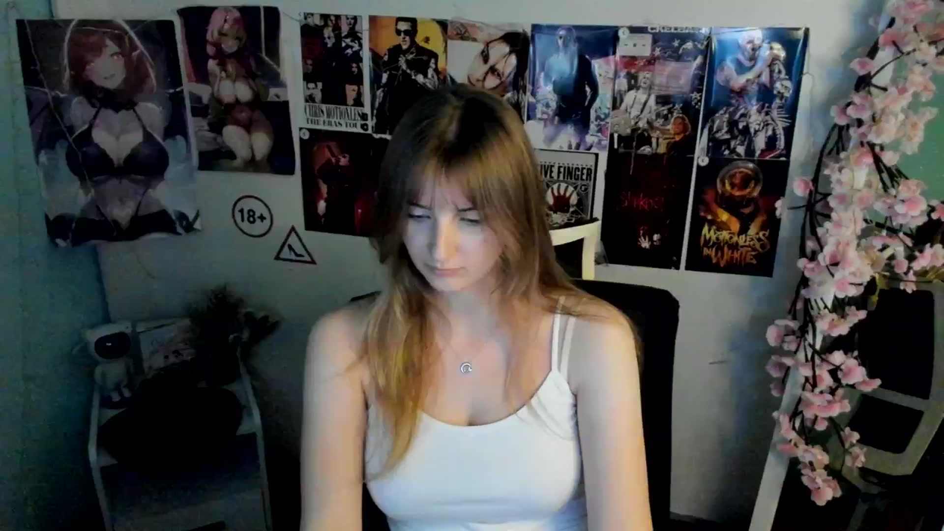 Gallery image thumbnail from Lisa_Star_'s myfreecams stream on, 11/27/2025, 18:56 image 11 of 20