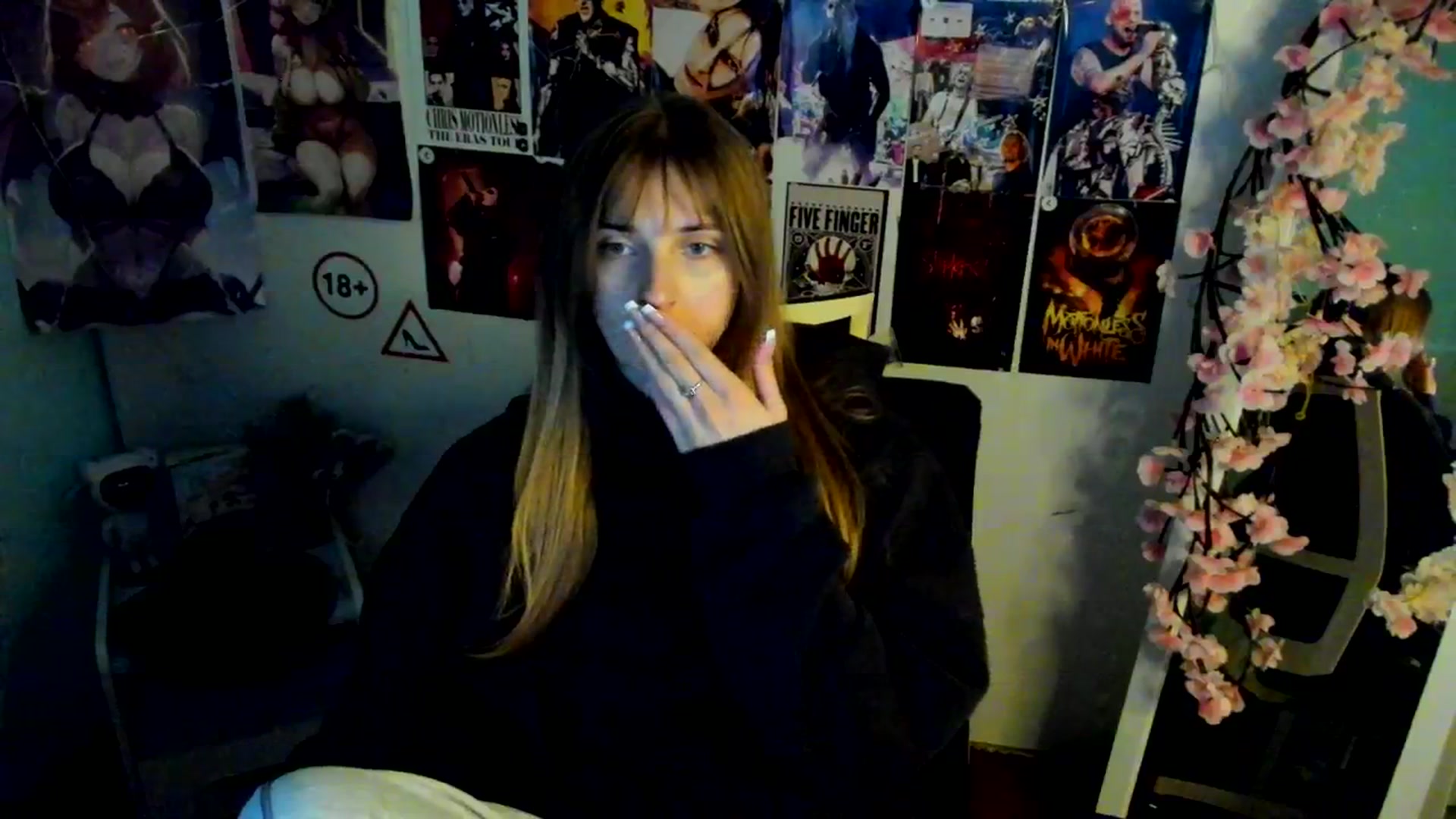 Gallery image thumbnail from Lisa_Star_'s myfreecams stream on, 11/29/2025, 15:02 image 10 of 20