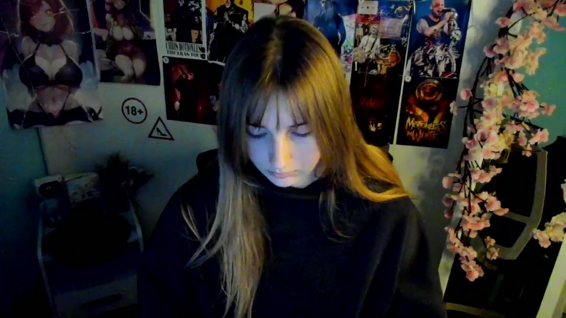 Gallery image thumbnail from Lisa_Star_'s myfreecams stream on, 11/29/2025, 15:02 image 16 of 20