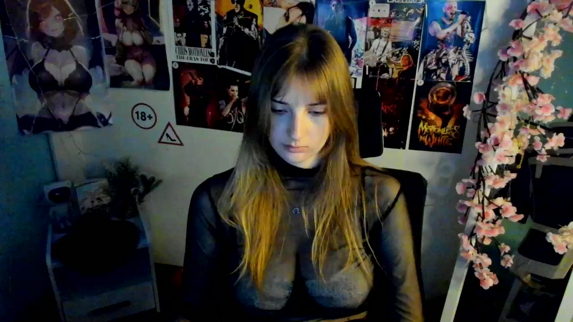 Gallery image thumbnail from Lisa_Star_'s myfreecams stream on, 11/30/2025, 07:20 image 9 of 20
