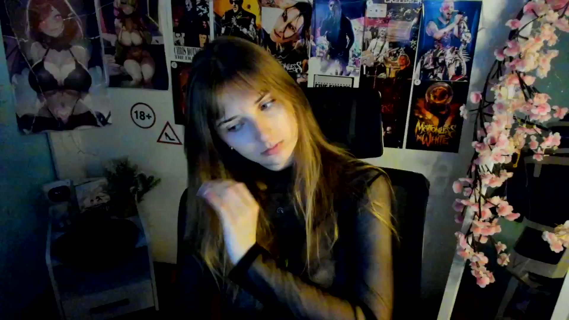 Gallery image thumbnail from Lisa_Star_'s myfreecams stream on, 11/30/2025, 07:20 image 4 of 20