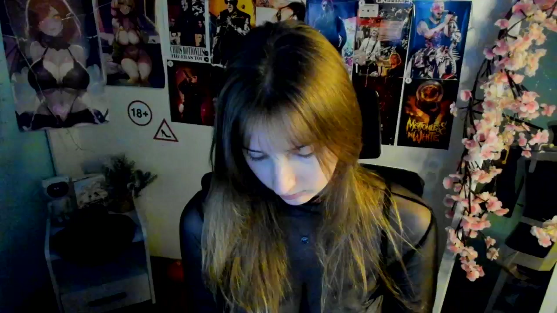 Gallery image thumbnail from Lisa_Star_'s myfreecams stream on, 11/30/2025, 07:20 image 5 of 20