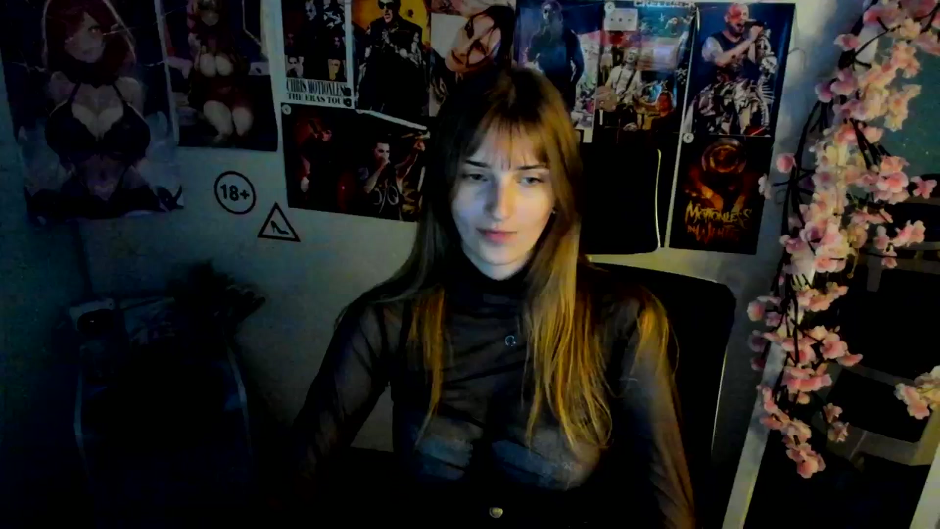 Gallery image thumbnail from Lisa_Star_'s myfreecams stream on, 11/30/2025, 10:20 image 9 of 20