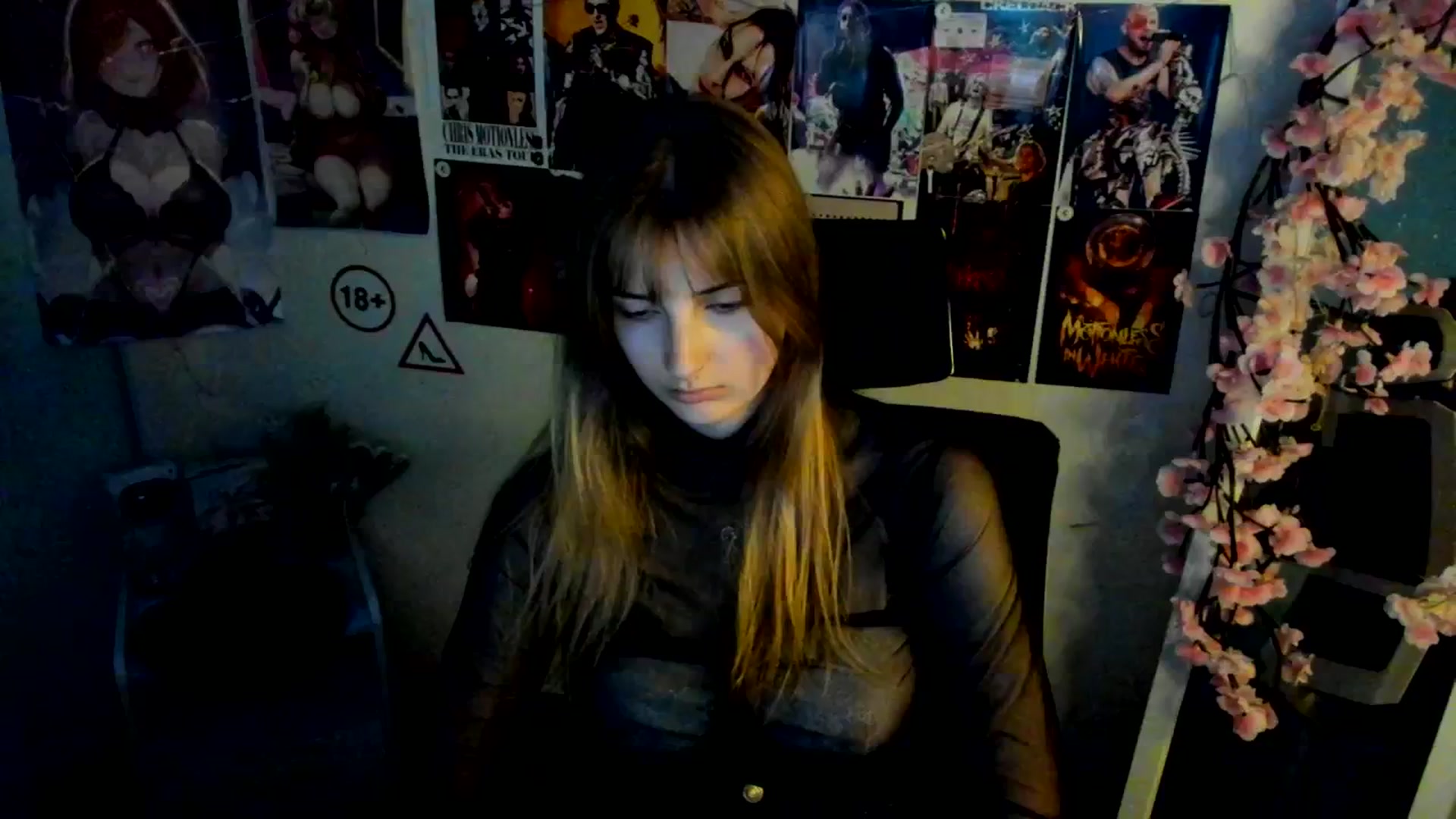 Gallery image thumbnail from Lisa_Star_'s myfreecams stream on, 11/30/2025, 10:20 image 3 of 20