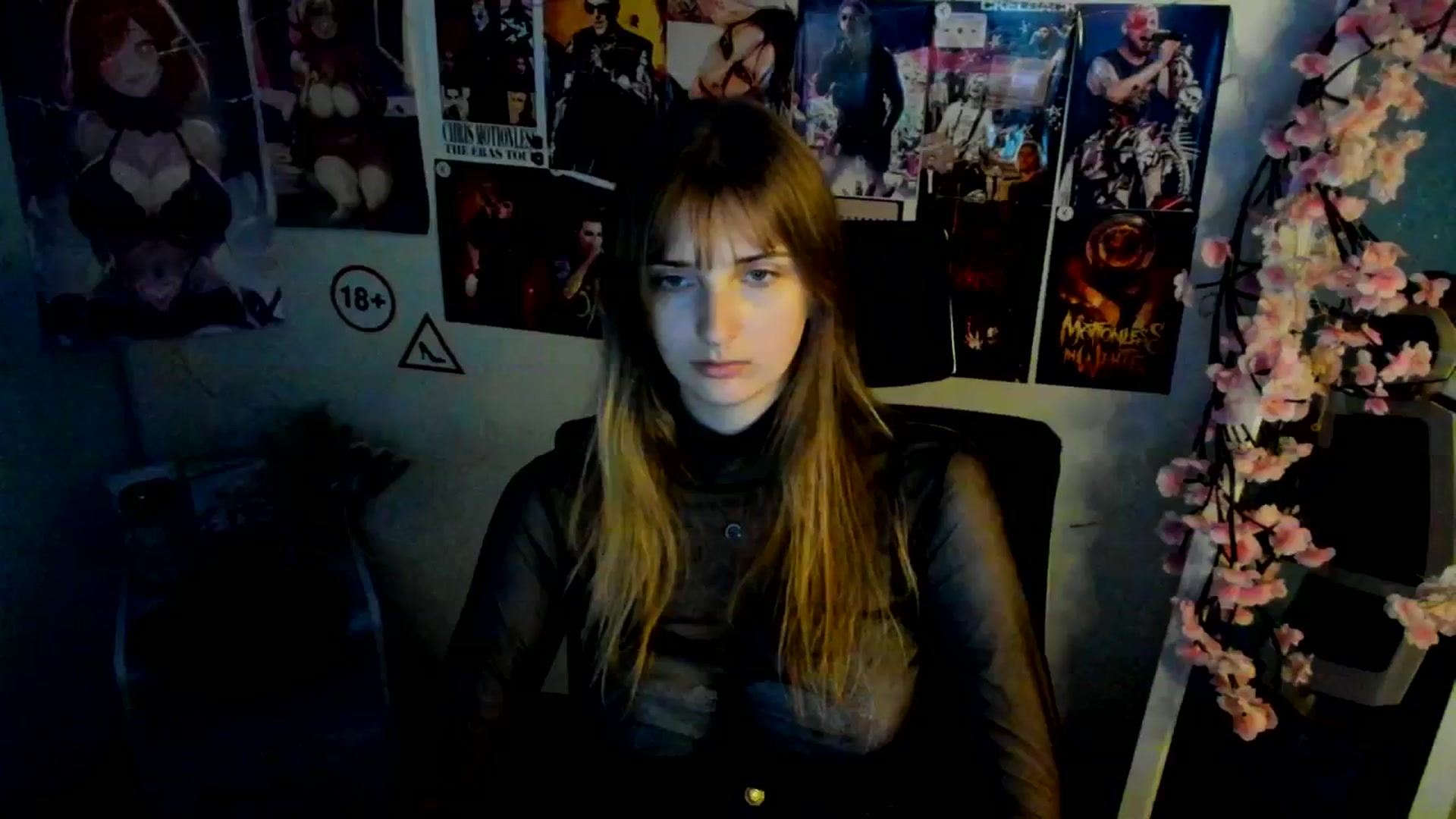 Gallery image thumbnail from Lisa_Star_'s myfreecams stream on, 11/30/2025, 10:20 image 5 of 20
