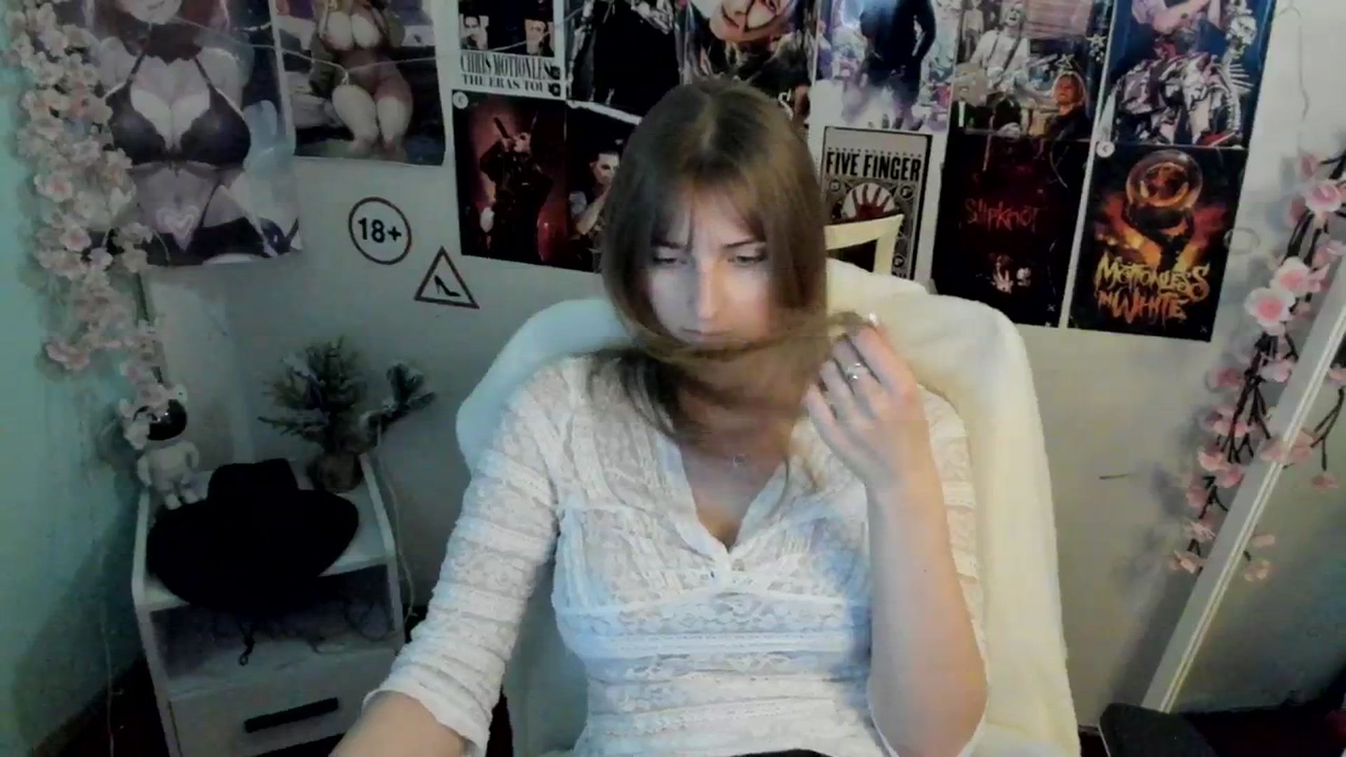 Gallery image thumbnail from Lisa_Star_'s myfreecams stream on, 12/07/2025, 18:47 image 7 of 20