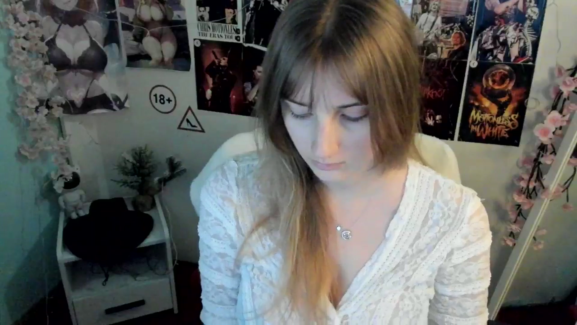 Gallery image thumbnail from Lisa_Star_'s myfreecams stream on, 12/07/2025, 18:47 image 6 of 20