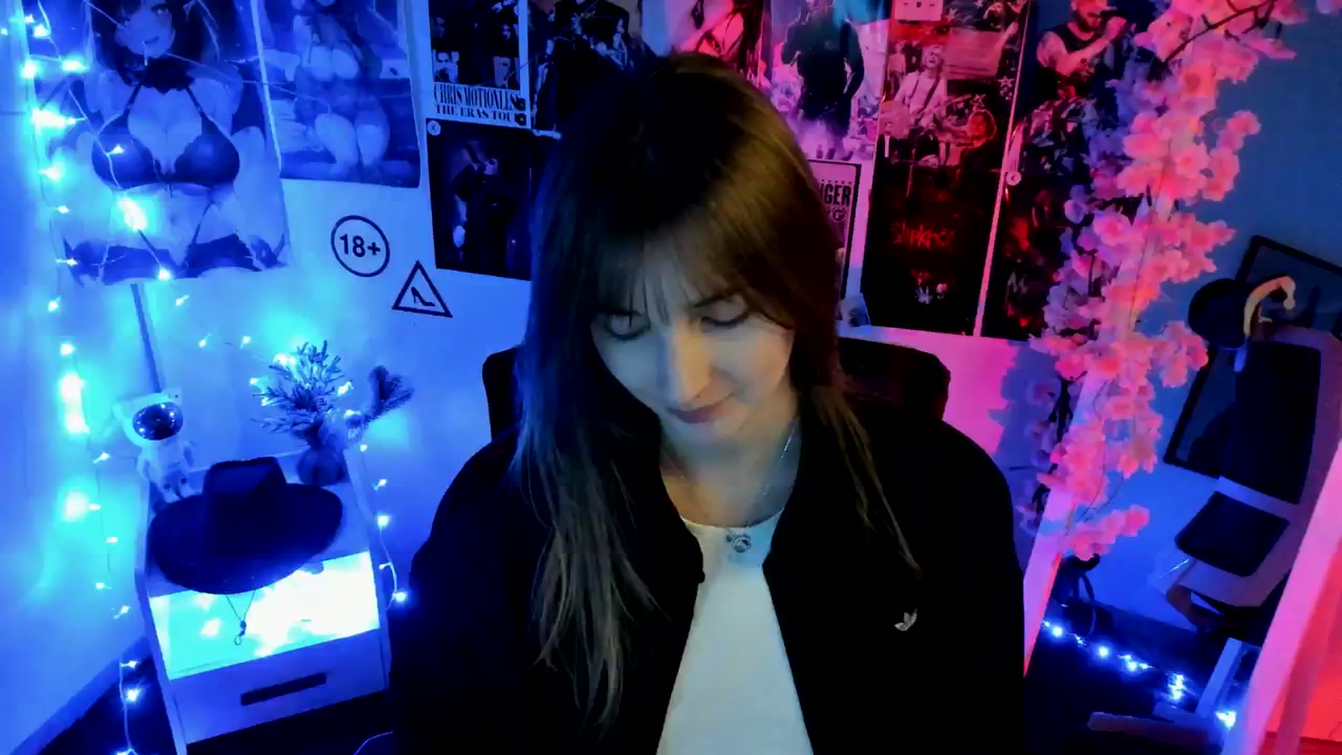 Gallery image thumbnail from Lisa_Star_'s myfreecams stream on, 12/09/2025, 14:04 image 8 of 20