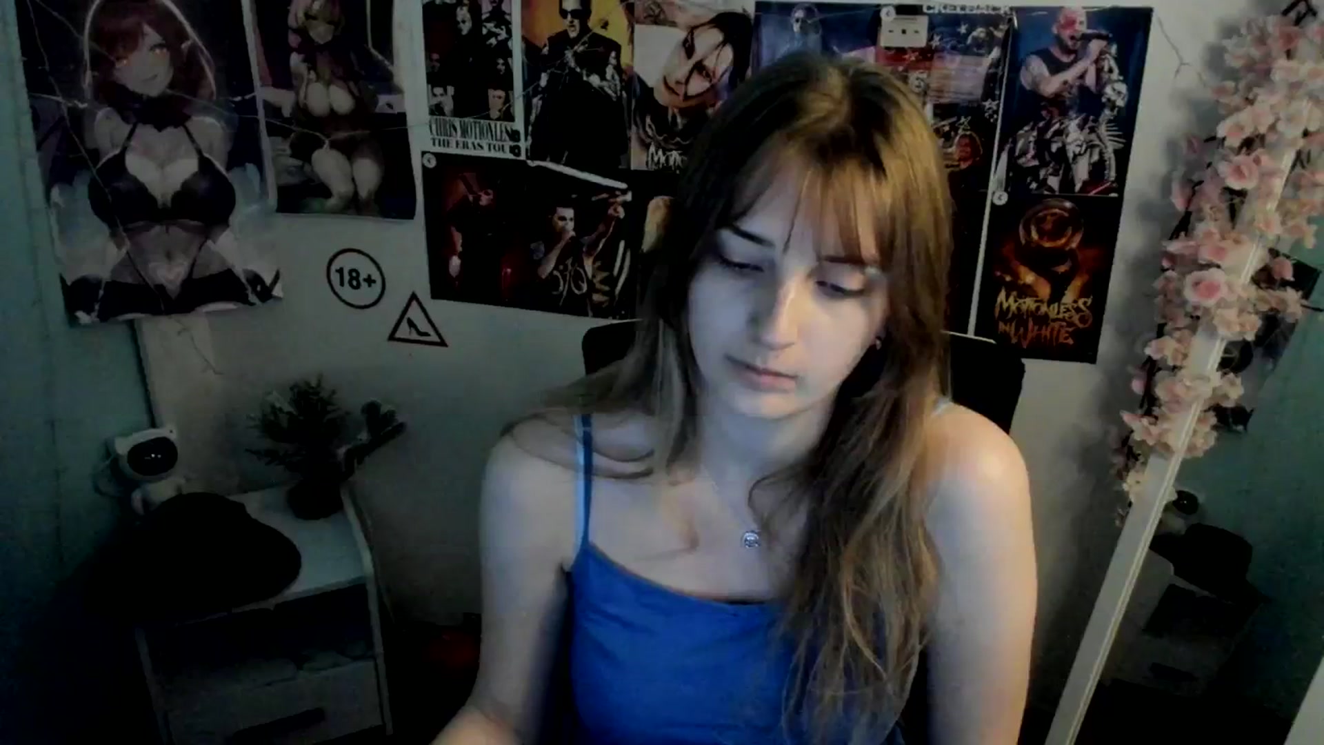 Gallery image thumbnail from Lisa_Star_'s myfreecams stream on, 12/11/2025, 18:13 image 10 of 20