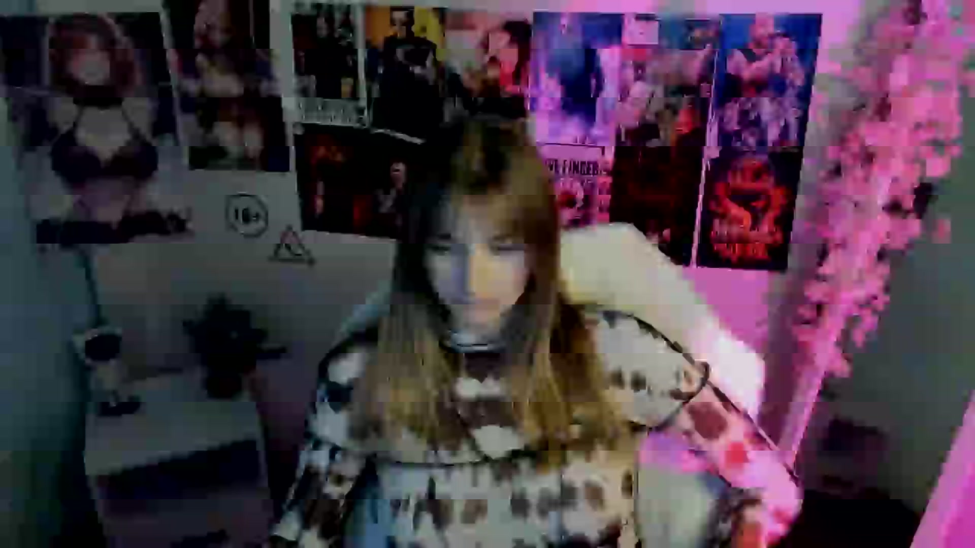 Gallery image thumbnail from Lisa_Star_'s myfreecams stream on, 12/15/2025, 14:29 image 1 of 20