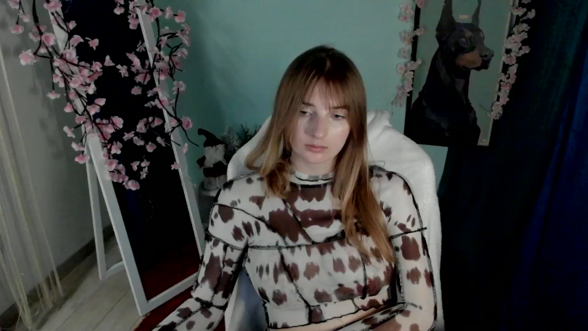 Gallery image thumbnail from Lisa_Star_'s myfreecams stream on, 12/20/2025, 08:56 image 15 of 20