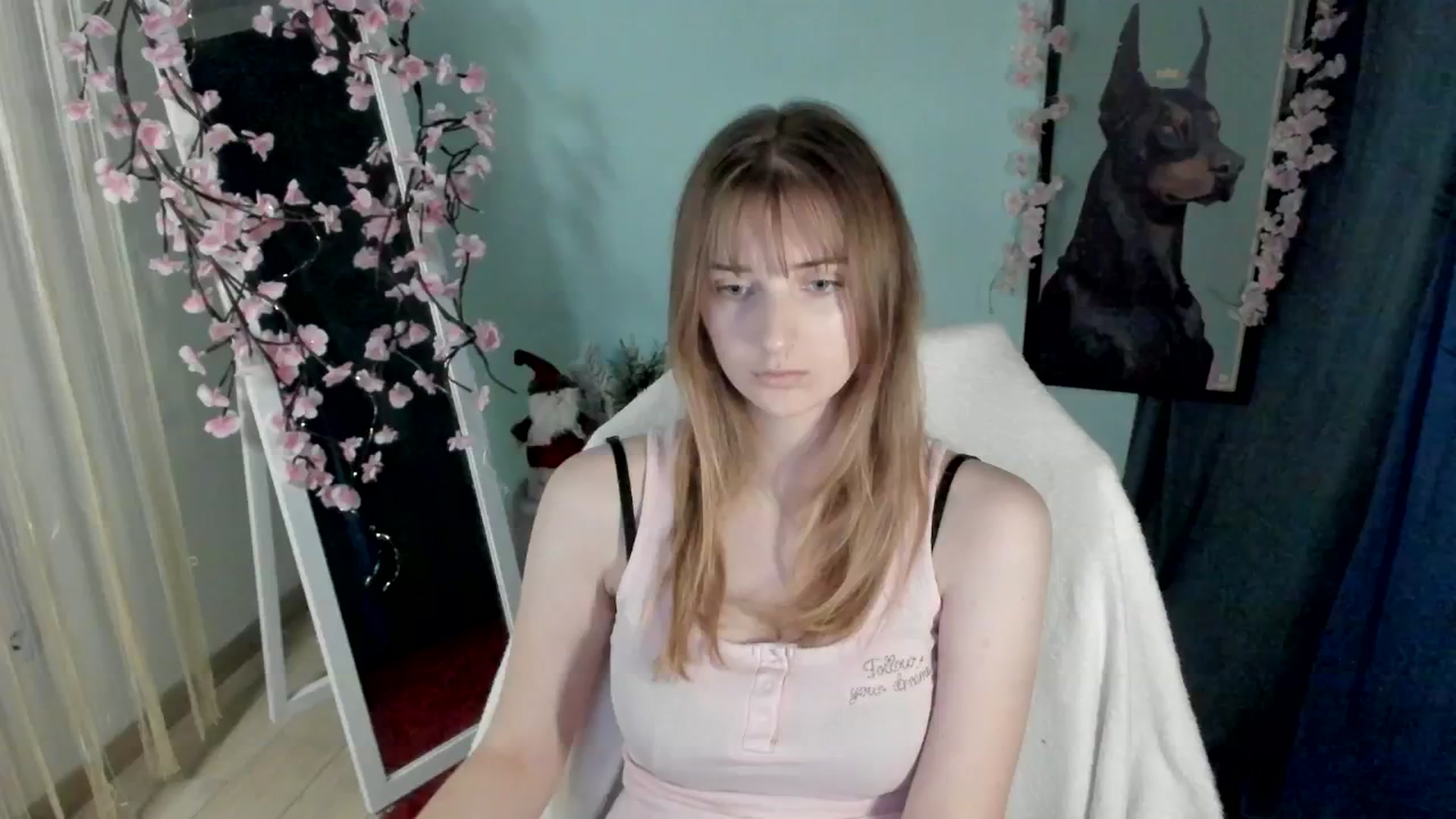 Gallery image thumbnail from Lisa_Star_'s myfreecams stream on, 12/21/2025, 13:54 image 4 of 20