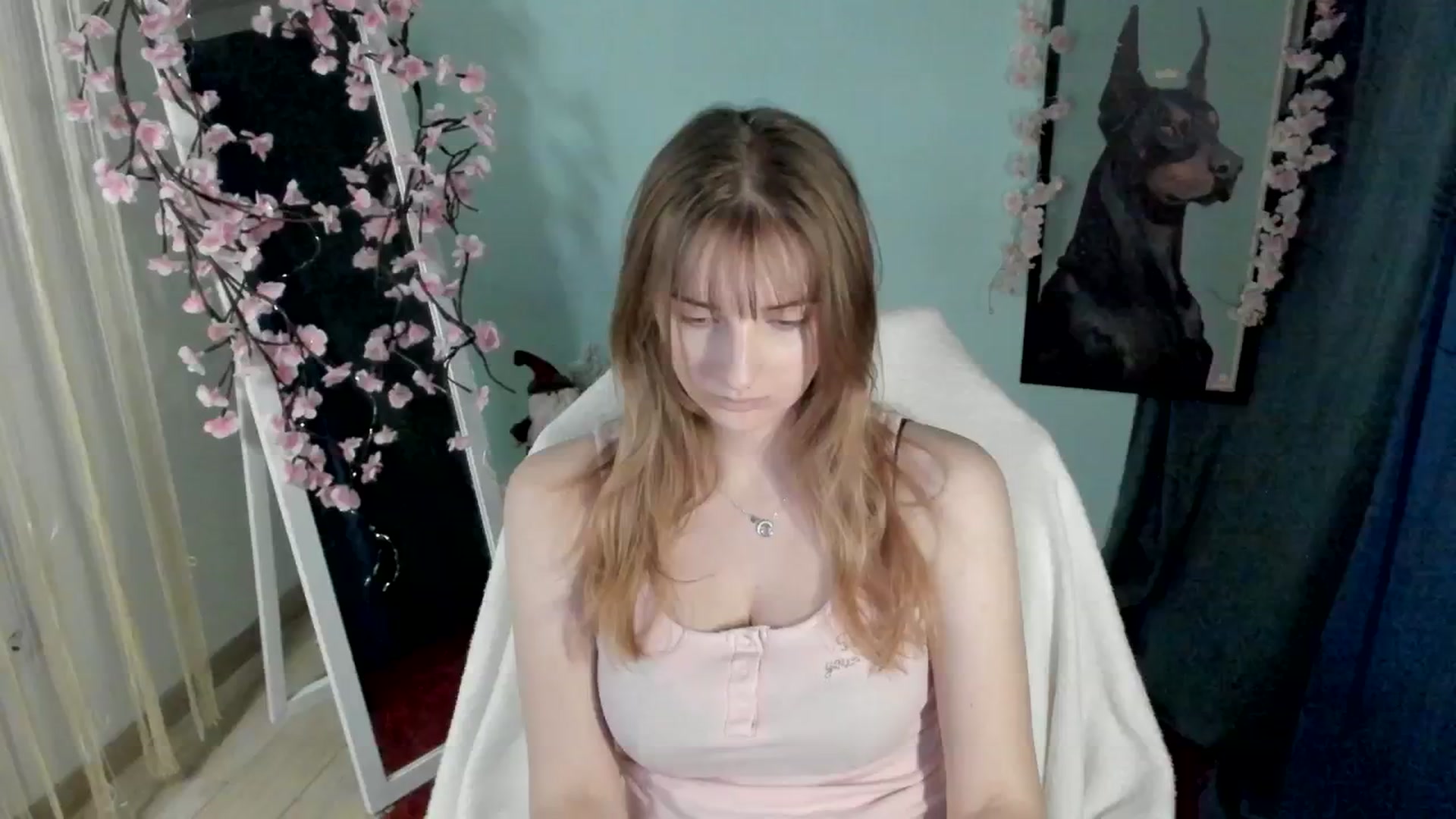 Gallery image thumbnail from Lisa_Star_'s myfreecams stream on, 12/21/2025, 13:54 image 20 of 20
