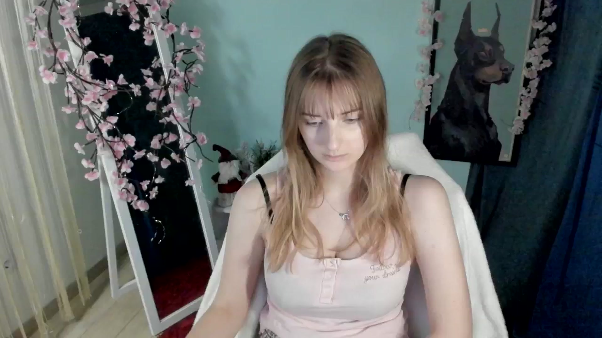 Gallery image thumbnail from Lisa_Star_'s myfreecams stream on, 12/21/2025, 13:54 image 8 of 20