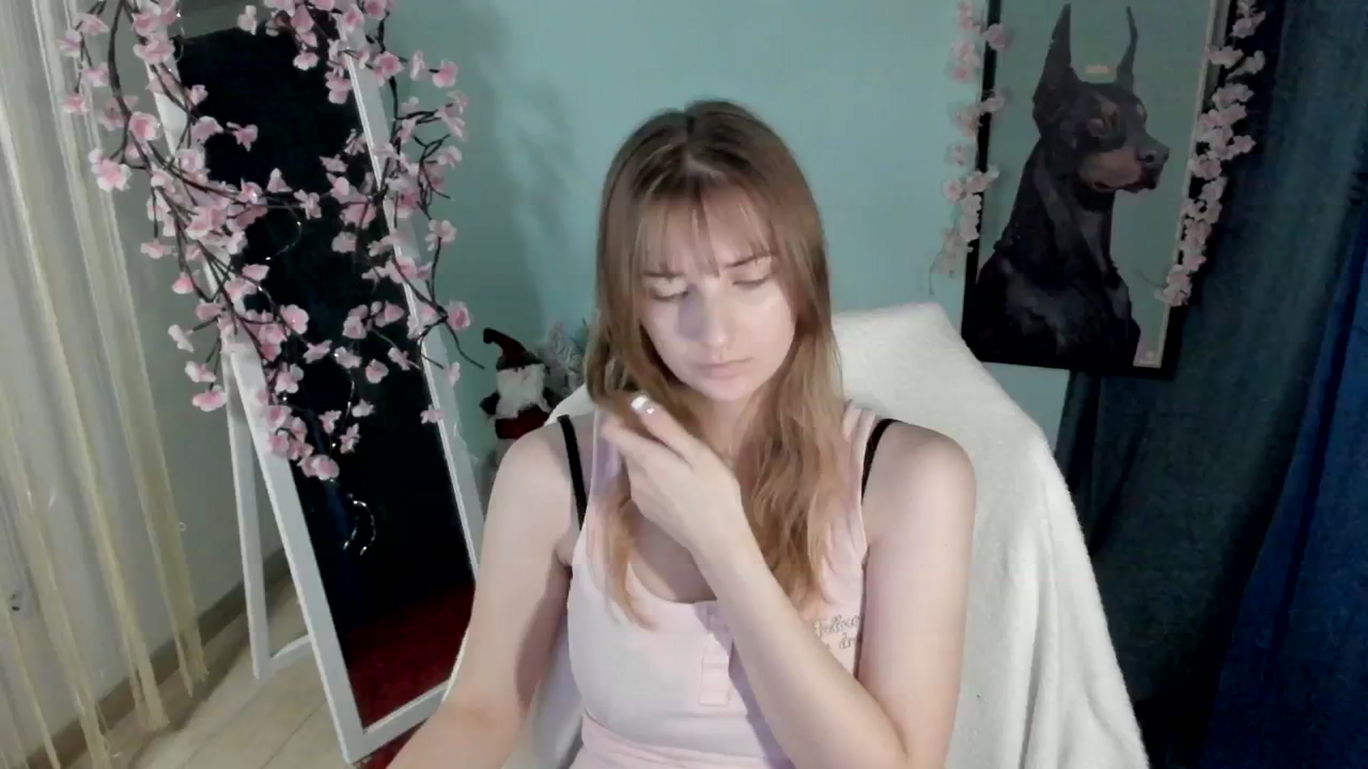 Gallery image thumbnail from Lisa_Star_'s myfreecams stream on, 12/21/2025, 13:54 image 3 of 20