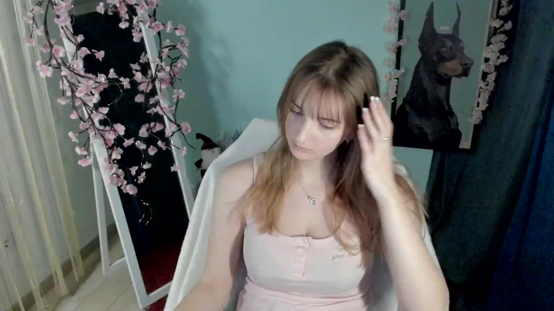 Gallery image thumbnail from Lisa_Star_'s myfreecams stream on, 12/21/2025, 13:54 image 17 of 20
