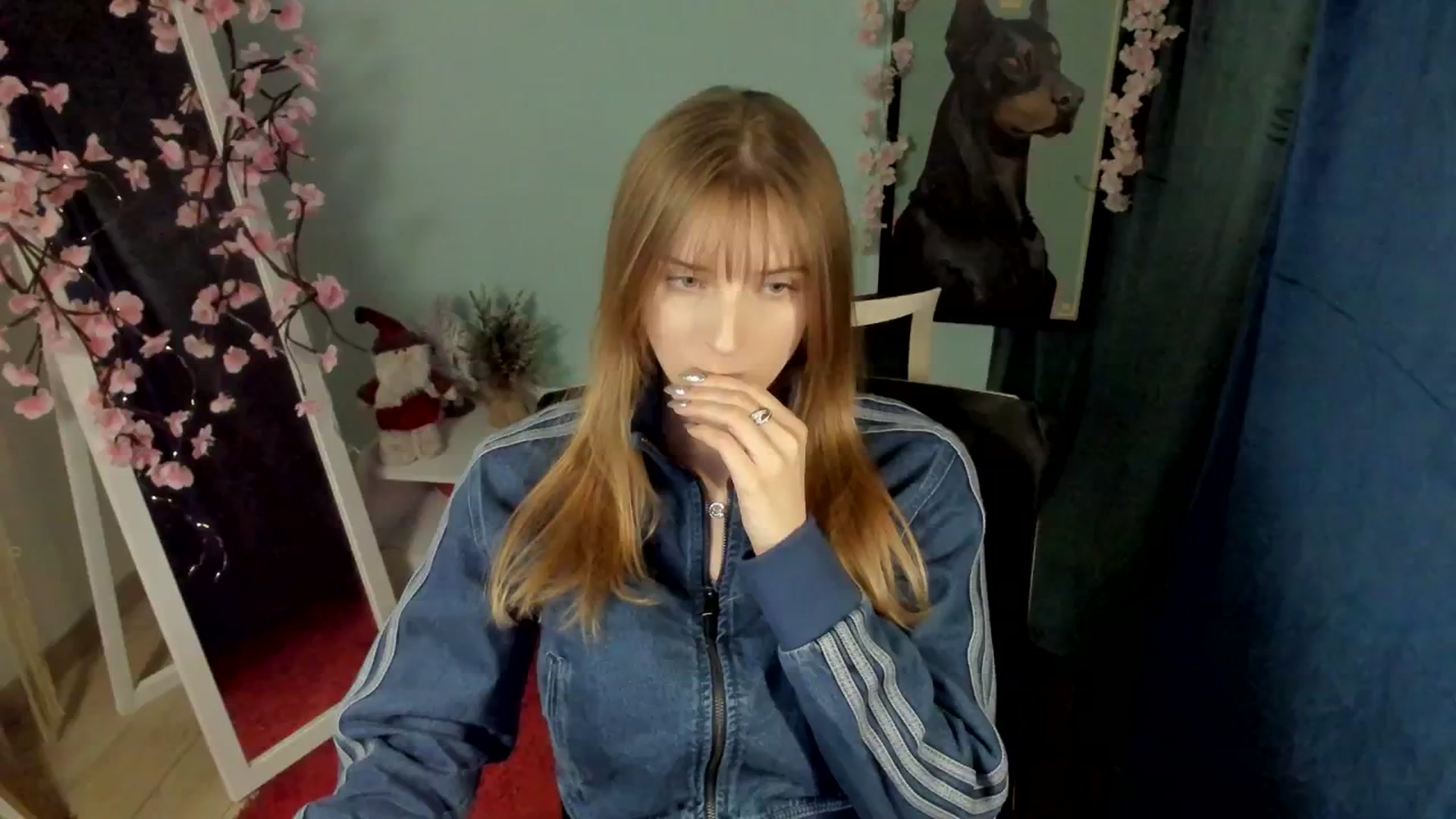 Gallery image thumbnail from Lisa_Star_'s myfreecams stream on, 12/24/2025, 13:52 image 20 of 20