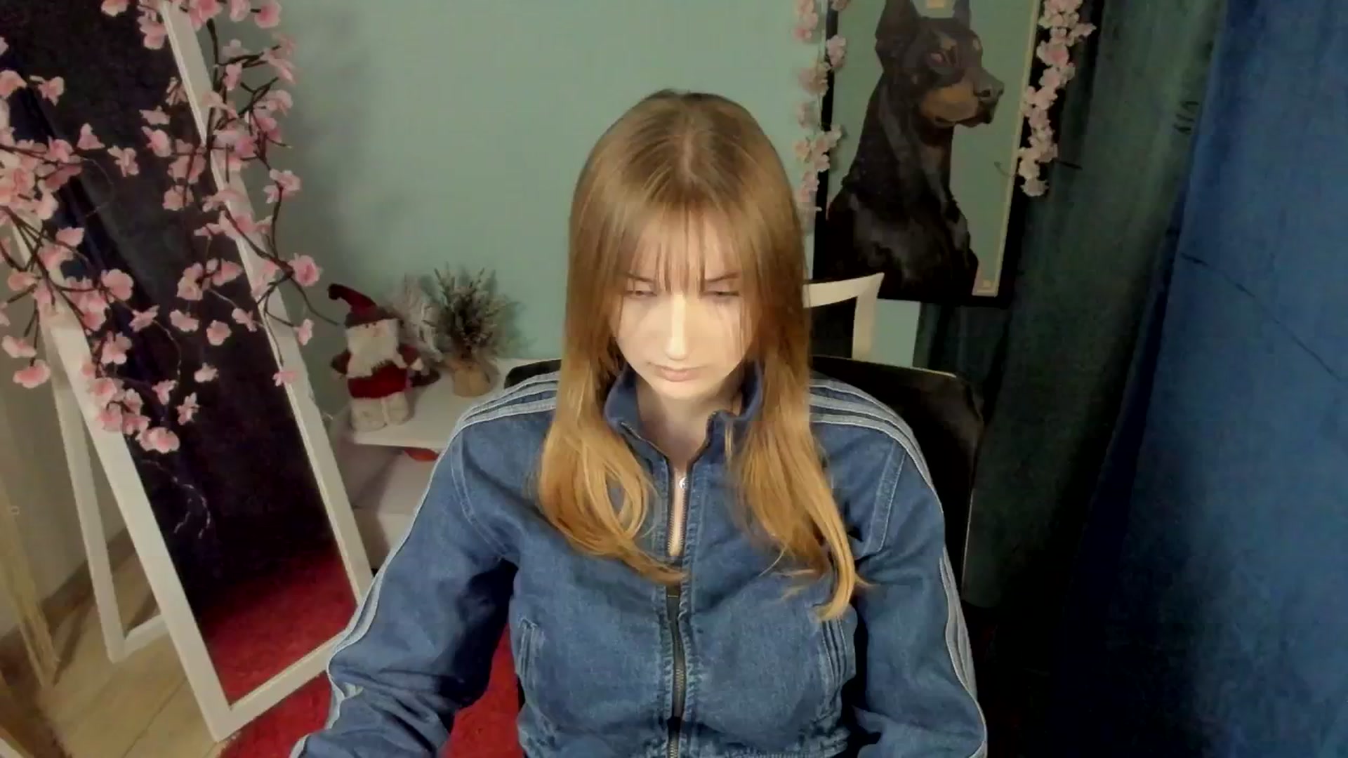 Gallery image thumbnail from Lisa_Star_'s myfreecams stream on, 12/24/2025, 13:52 image 18 of 20