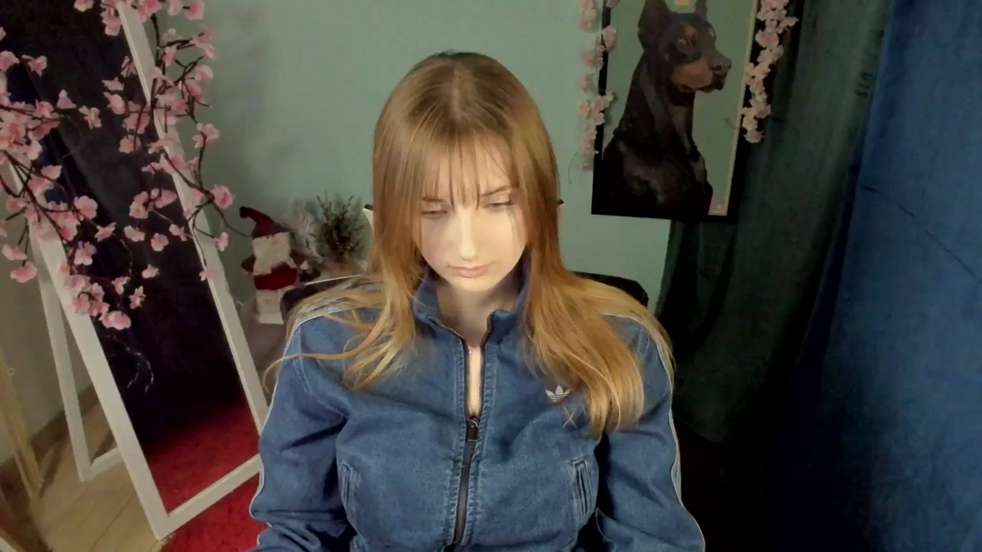 Gallery image thumbnail from Lisa_Star_'s myfreecams stream on, 12/24/2025, 13:52 image 6 of 20