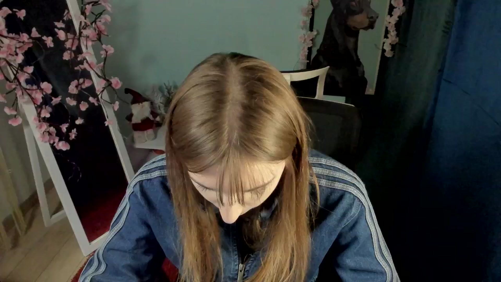 Gallery image thumbnail from Lisa_Star_'s myfreecams stream on, 12/24/2025, 18:32 image 1 of 20