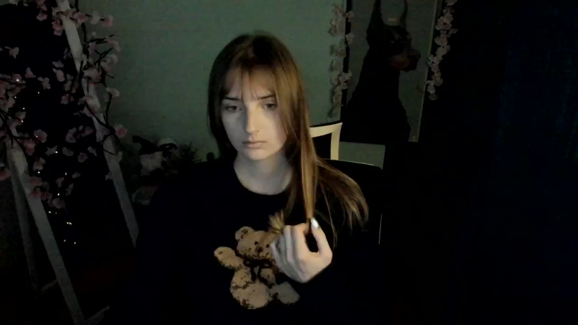Gallery image thumbnail from Lisa_Star_'s myfreecams stream on, 12/25/2025, 14:29 image 17 of 20