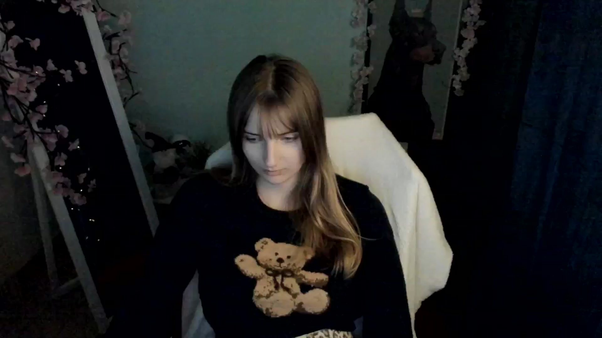 Gallery image thumbnail from Lisa_Star_'s myfreecams stream on, 12/25/2025, 17:46 image 6 of 20