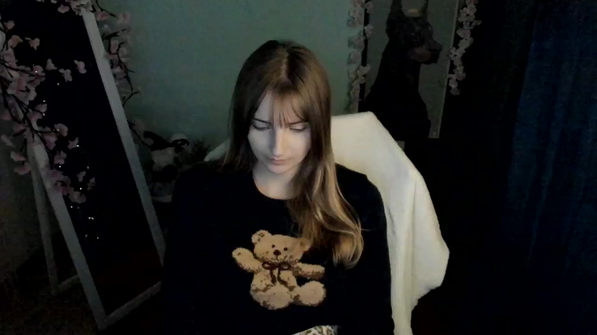 Gallery image thumbnail from Lisa_Star_'s myfreecams stream on, 12/25/2025, 17:46 image 5 of 20