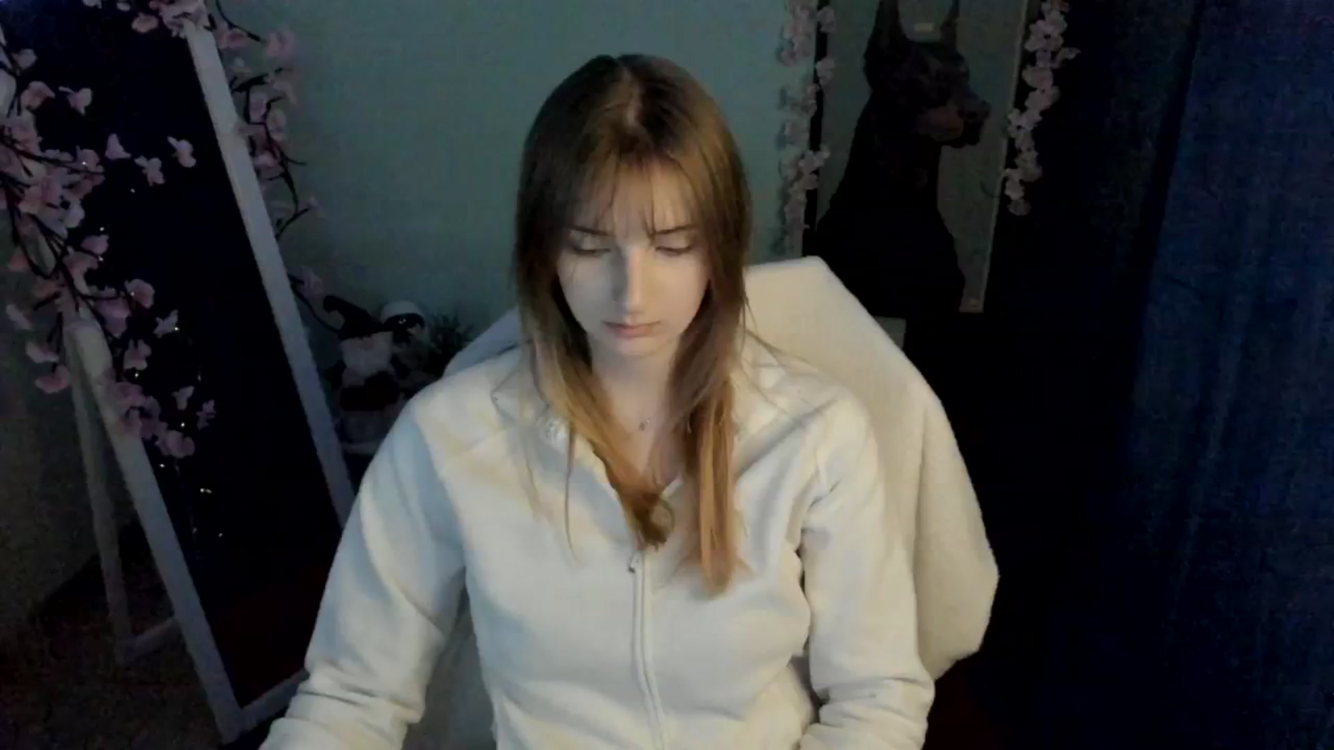 Gallery image thumbnail from Lisa_Star_'s myfreecams stream on, 12/26/2025, 07:50 image 17 of 20