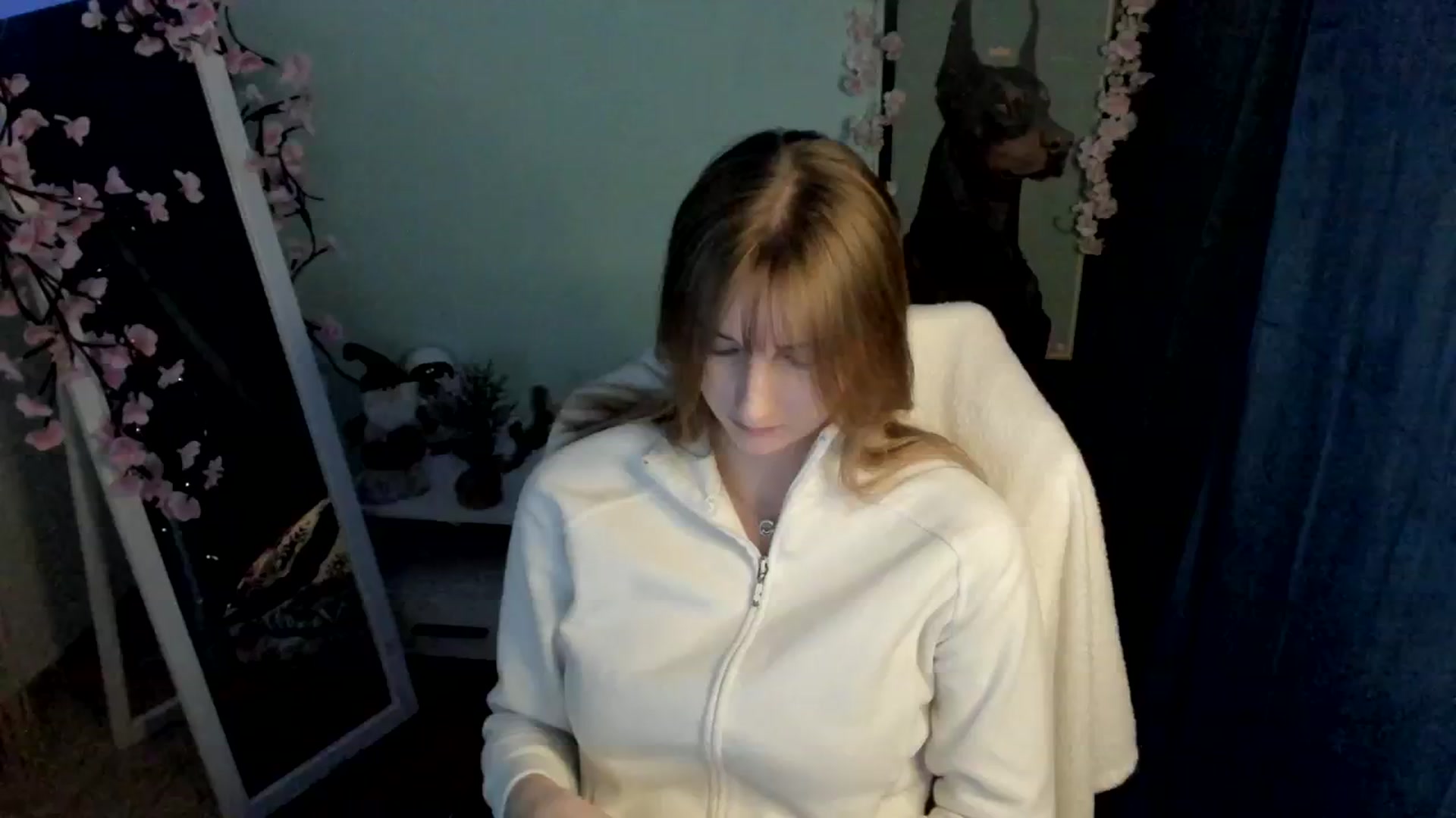 Gallery image thumbnail from Lisa_Star_'s myfreecams stream on, 12/26/2025, 11:50 image 14 of 20