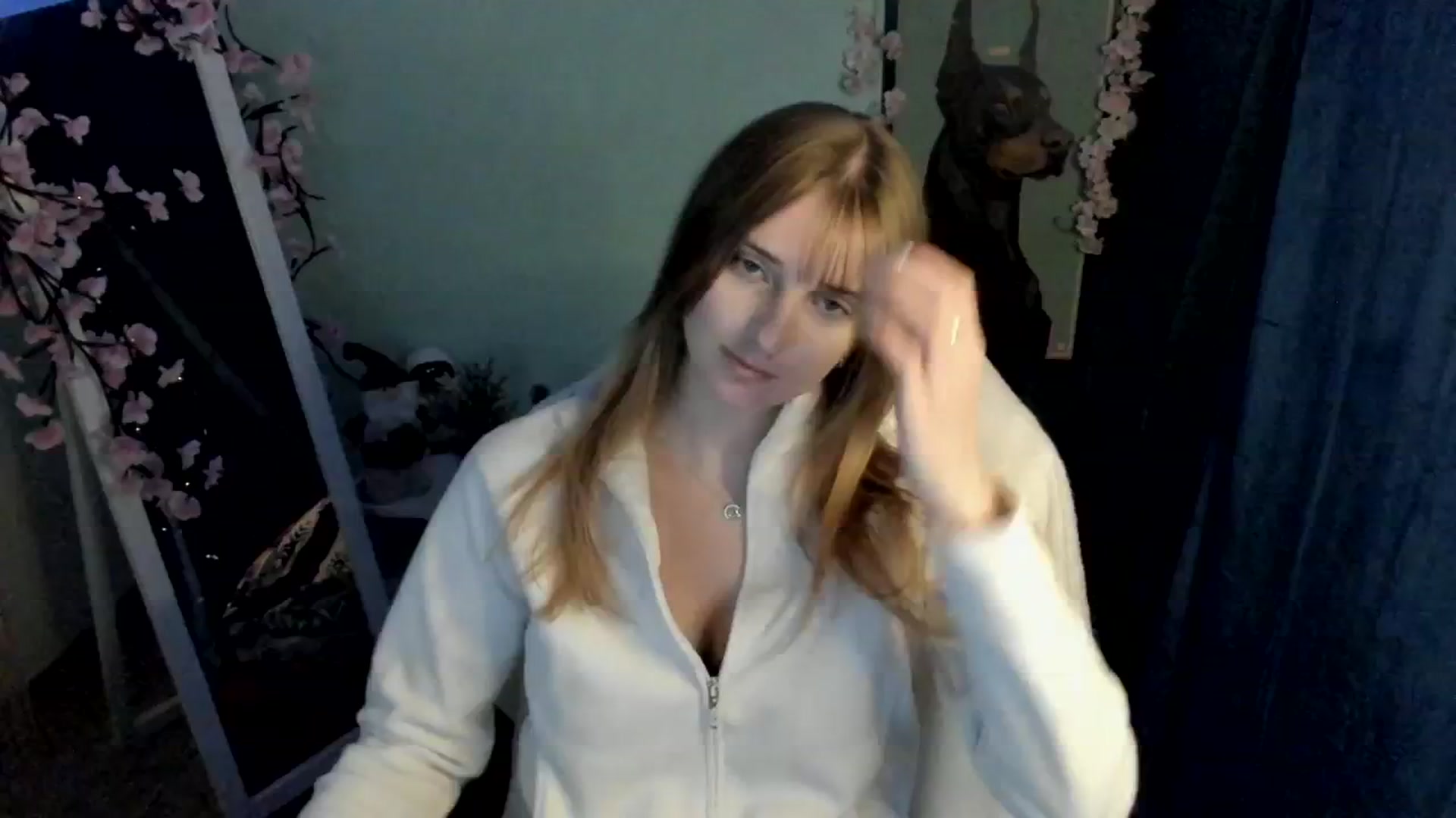 Gallery image thumbnail from Lisa_Star_'s myfreecams stream on, 12/26/2025, 11:50 image 1 of 20