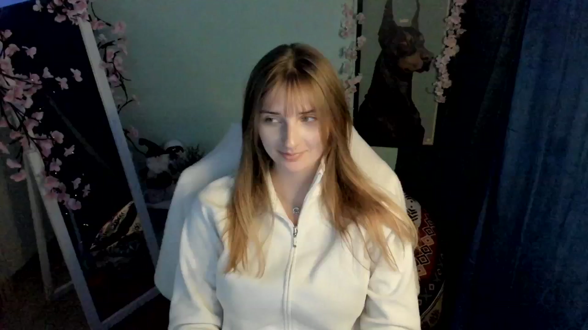 Gallery image thumbnail from Lisa_Star_'s myfreecams stream on, 12/26/2025, 11:50 image 20 of 20