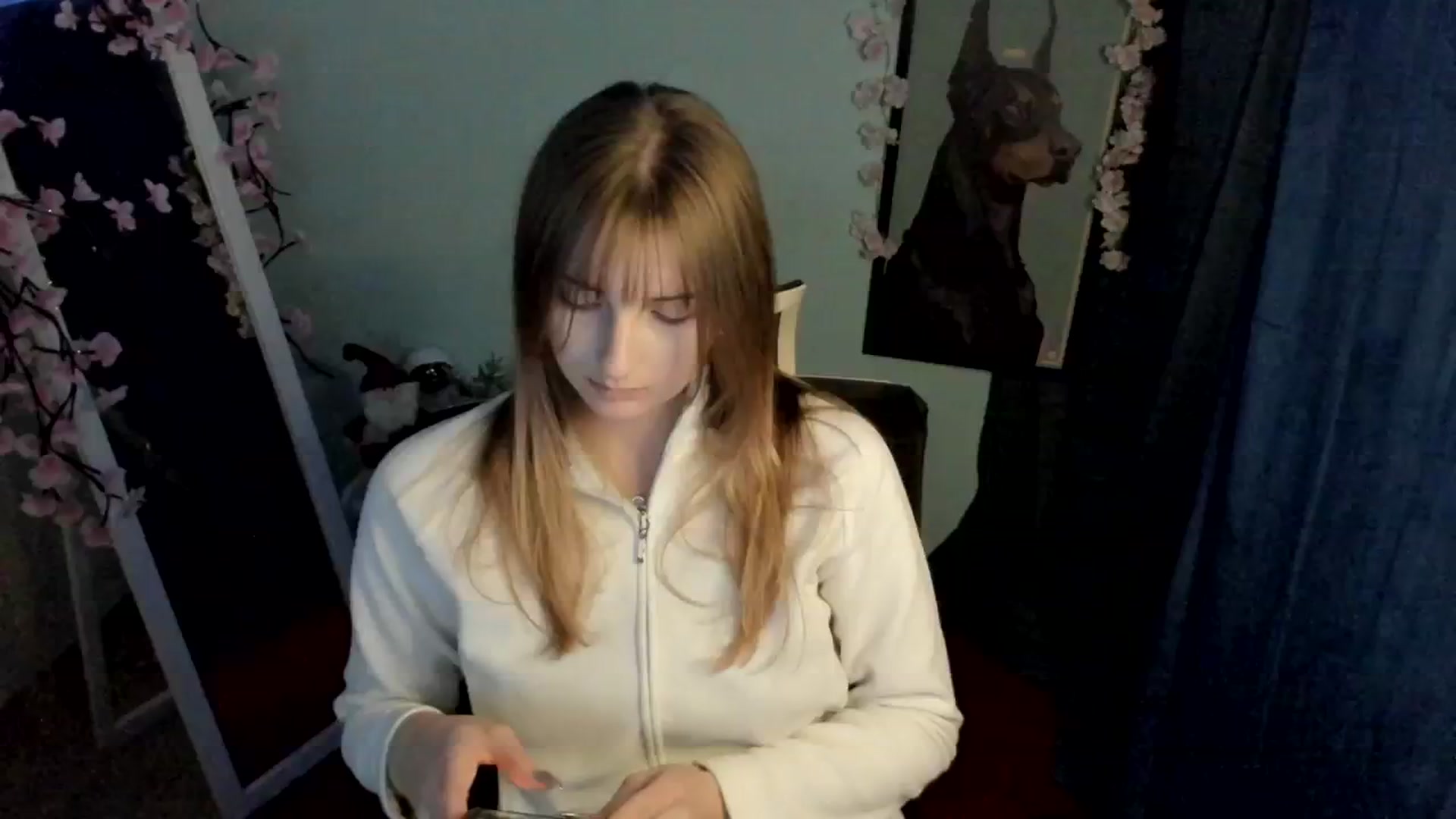 Gallery image thumbnail from Lisa_Star_'s myfreecams stream on, 12/26/2025, 12:38 image 5 of 20