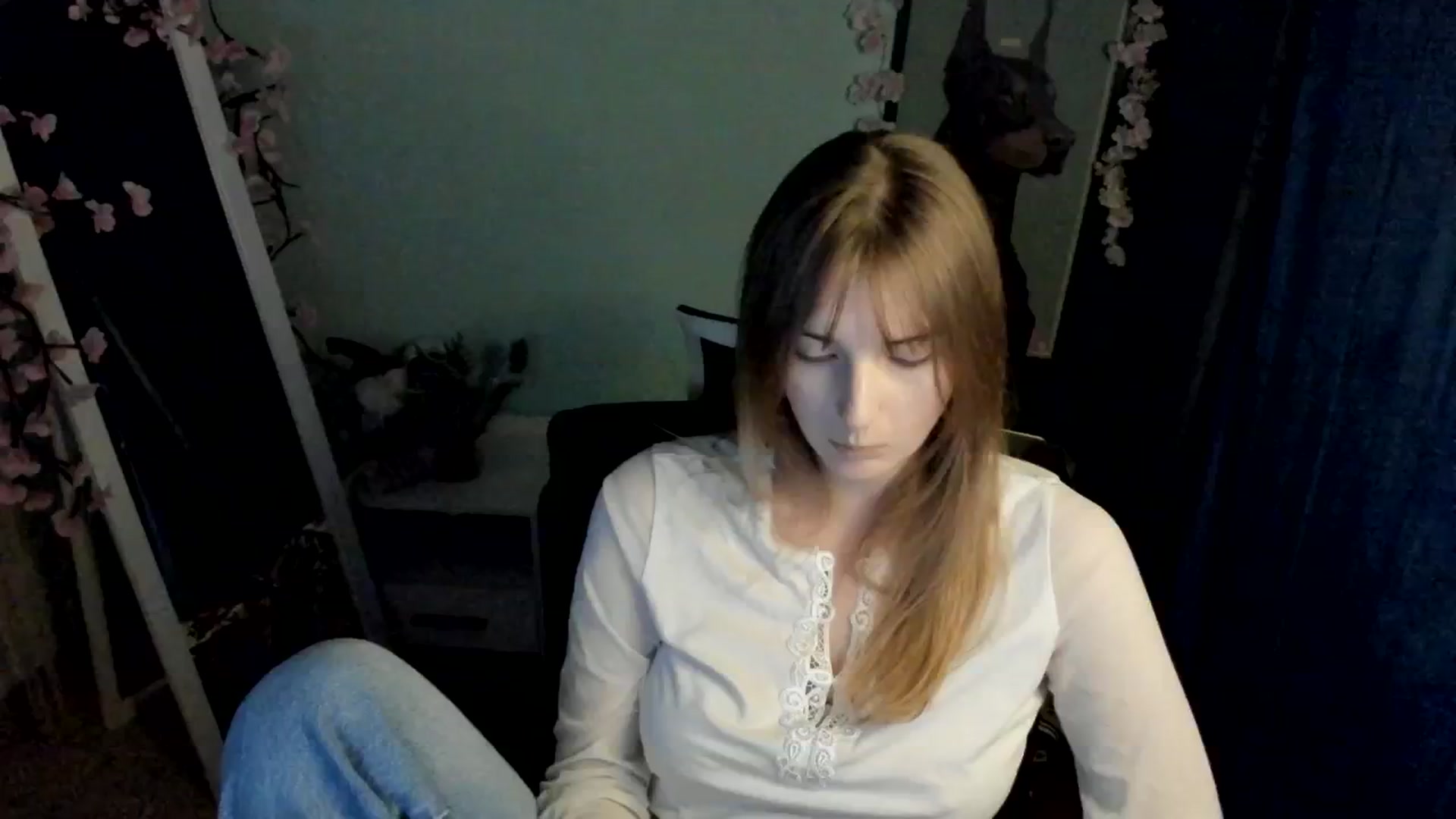 Gallery image thumbnail from Lisa_Star_'s myfreecams stream on, 12/28/2025, 18:48 image 19 of 20